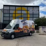 Vinilos para coches: una solución económica y versátil